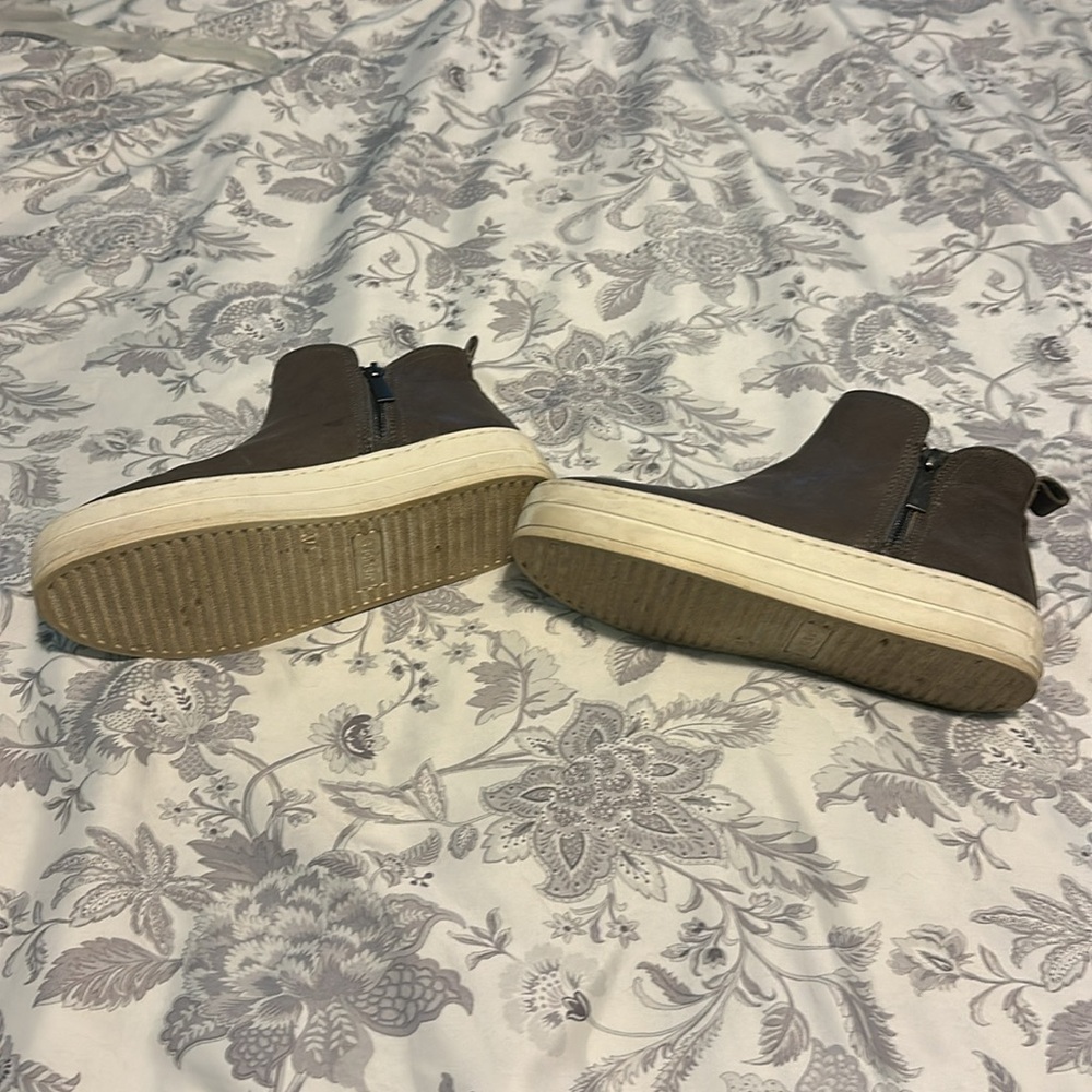 J/Slides Platform Zippered Chelsea Boots In Great… - image 4